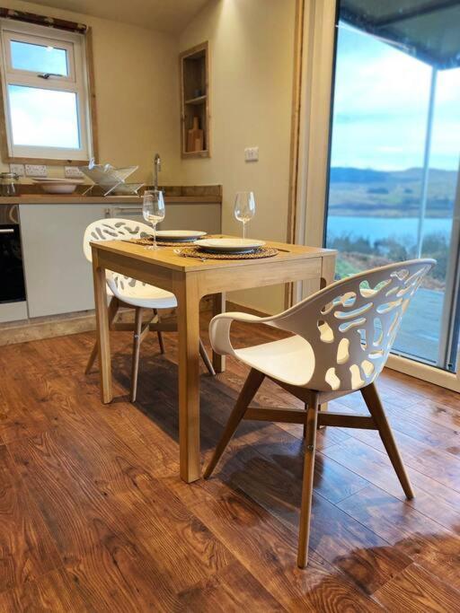 Odhran Lodge, St Conan'S Escape: Home With A View Loch Awe Екстериор снимка